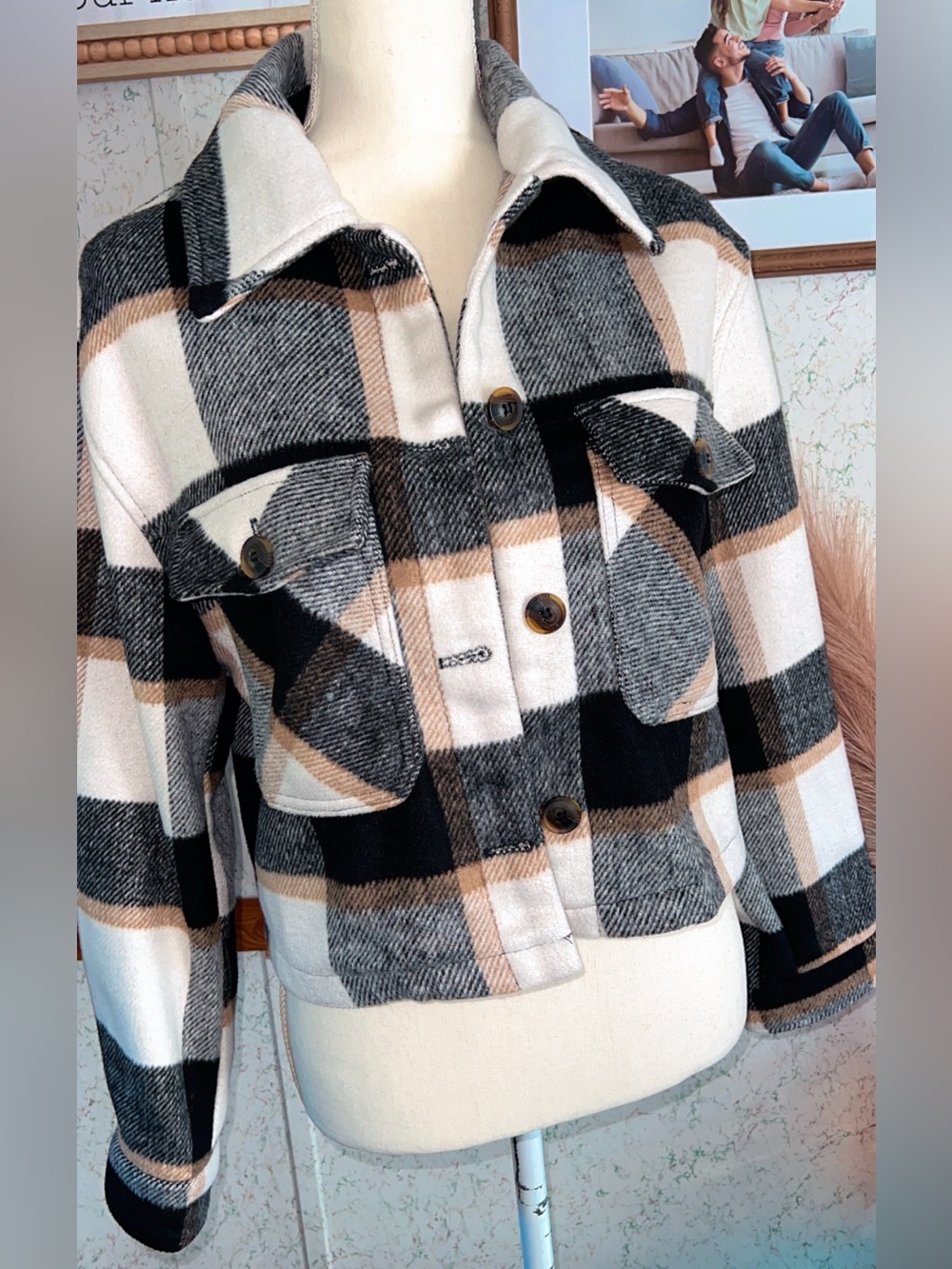 Love Tree Plaid Cropped Shacket Jacket Size Medium